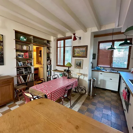 Studio-type Loft Au Coeur De 아파트 *