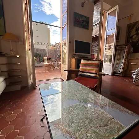 Studio-type Loft Au Coeur De Διαμέρισμα *