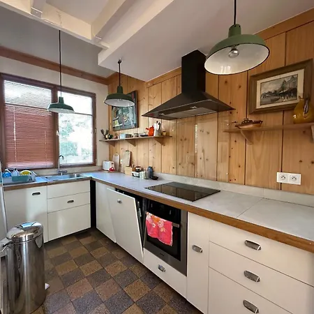 Studio-type Loft Au Coeur De *